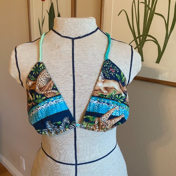 Handmade fabric & crochet bikini top adjustable festival top safari animals - Picture 1 of 7